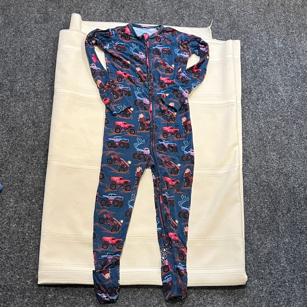 Fletch monster truck sleeper pajamas Sz 3t